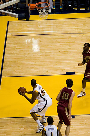 Wellington Smith unable to take advantage of a wide open lane