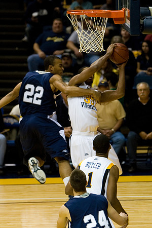 Wellington Smith gets intentionally fouled